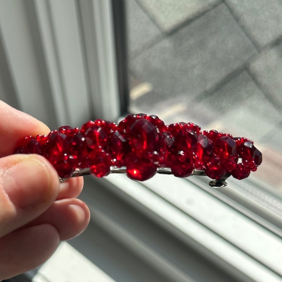 Red Bead Hair Clip - Large Beads Across with Small Bead Surround - Picture 1 of 7